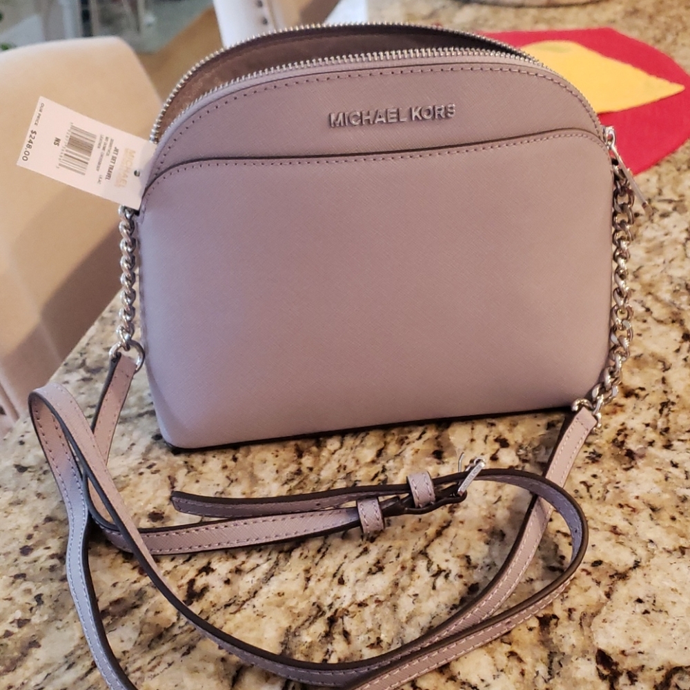 Michael Kors Dome Crossbody bag